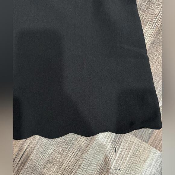 J.Crew Black Scallop Hem Sleeveless Straight Neck Lined Camisole Tank Top Size 6 - Picture 5 of 9